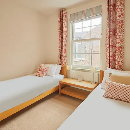 度假居 Host & - St Denys View 约克
