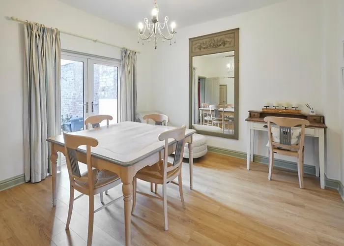 Дом отдыха Host & - St Denys View Йорк